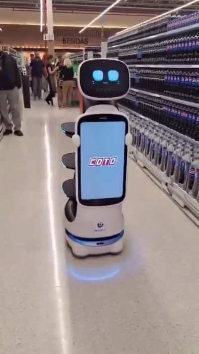 El Coto de Mar del Plata presento su primer empleado robotico para optimizar el tiempo de atencion a sus clientes
