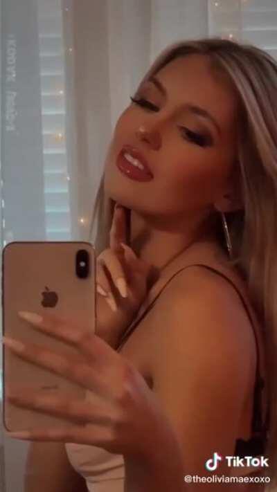 No need to wait for the turn plus white thicc