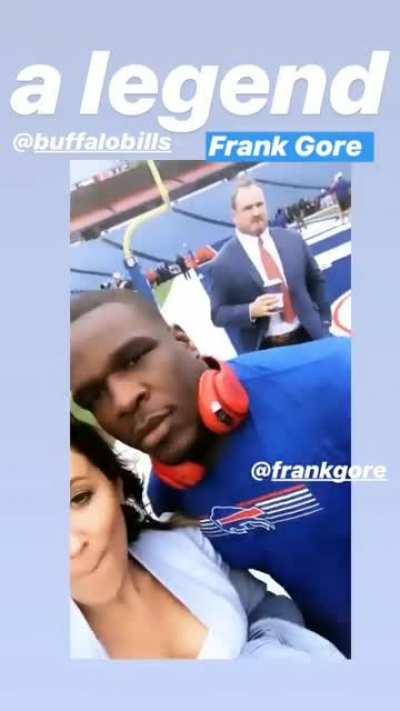 Kay looking great (as usual) in Orchard Park at the Bills - Patriots game earlier this season