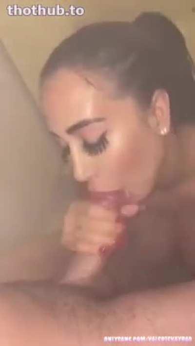 I buy all the new exclusive content 🔥