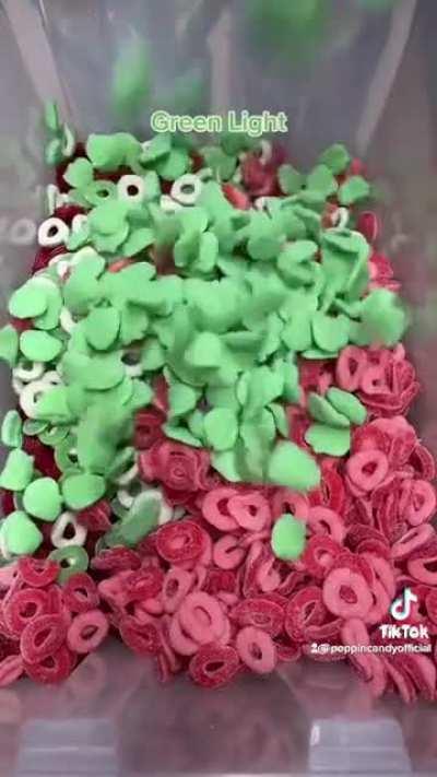 An uninteresting, unfunny and boring TikTok I found