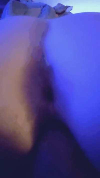 I'm jealous this is his view 🍑💕