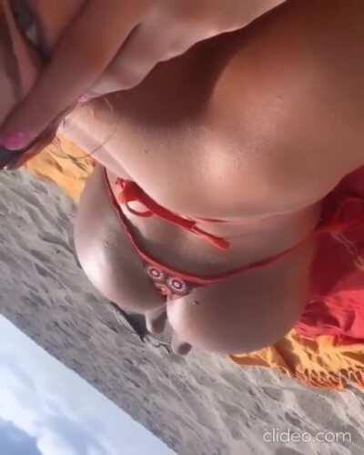 Flipped the booty clapp!