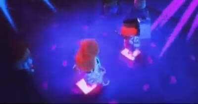 Facha 101% * te da unos lentes de las fachas *