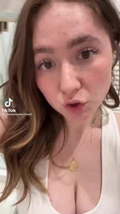 Tik Tok Titties - in SloMo and without annoying sound