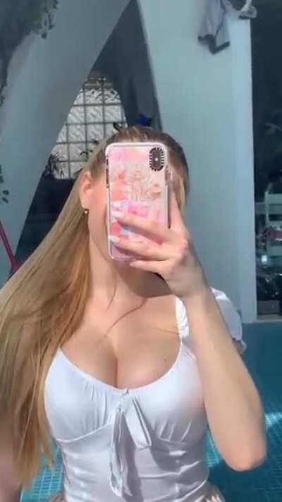 It keeps getting better🔥🍒