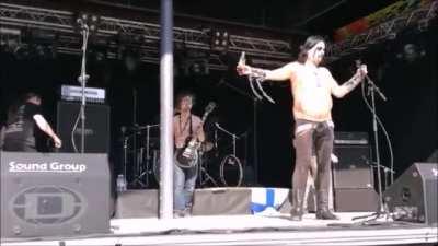 BREASZCUM MAN IS FIRST TIME LIVE PERFORM HHHHHH