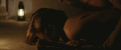 Elizabeth Olsen - Martha Marcy May Marlene (2011)