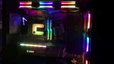 Today felt like a unicorn vomit day. Also, the Trident Z Neo is new, and gorgeous @ 32gb cl16 dualrank