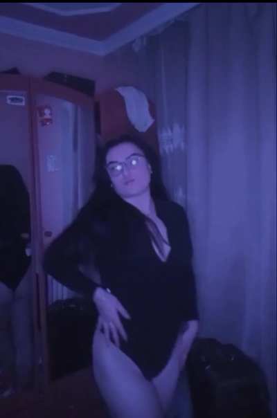 i will be the perfect wife, because i will always meet u from work like this