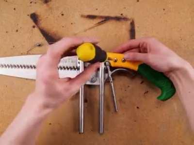 A double saw to be faster