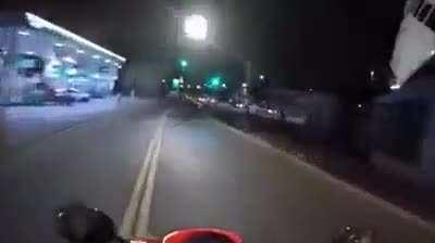 Insane Brazilian Police Motorcycle chase