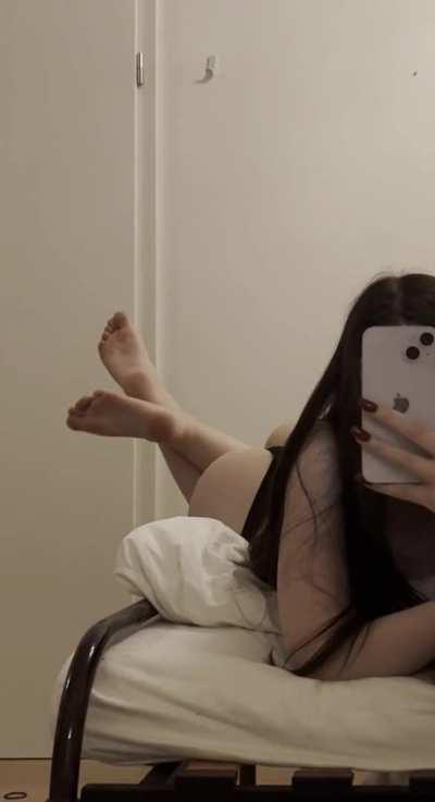 I'm little but I swear I can take the whole thing