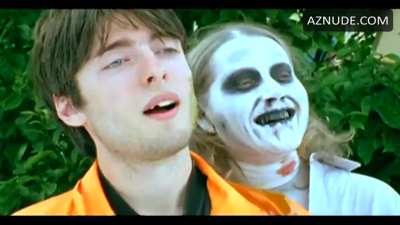 Chili Gold - Freak Out (2004)