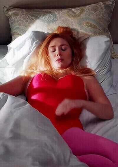 Elizabeth Olsen regrets letting you creampie her