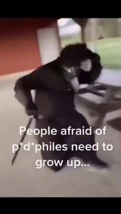 cmon guys. grow up 😪