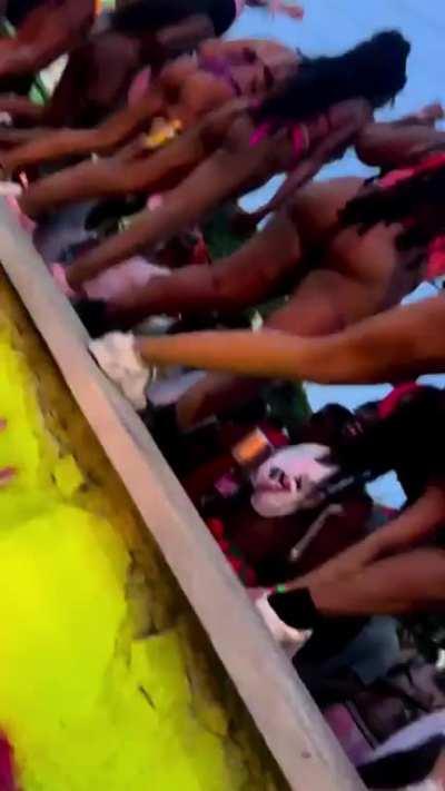 Carnival is women @xuvicarnival