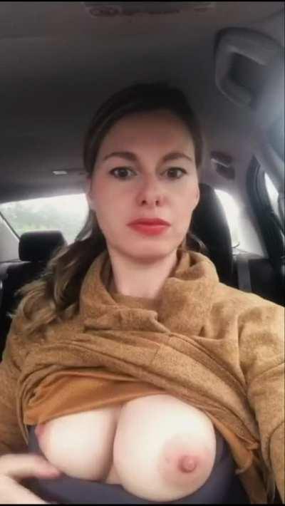 Mommy got a surprise for you 👿