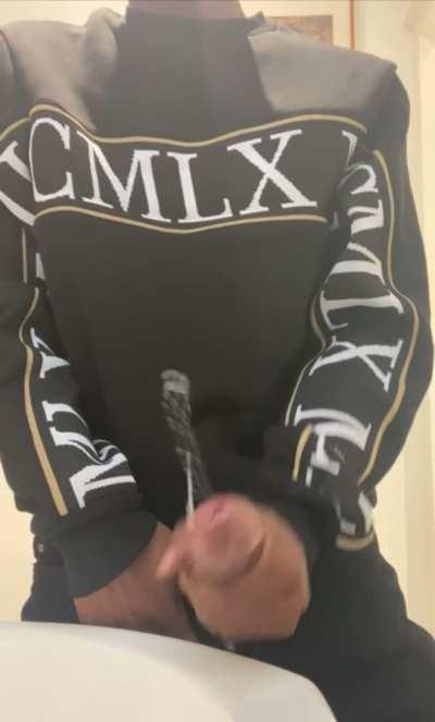 🥵Dick Just Kept Shooting Cum💦