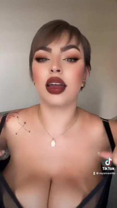 Amaretto Tease & Tittydrop