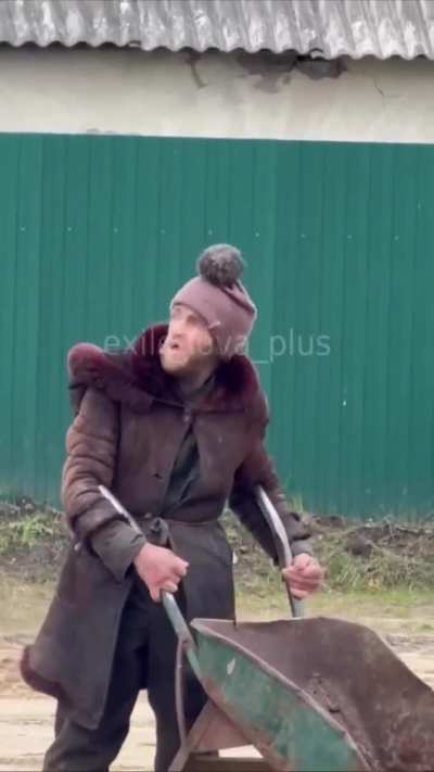 Random Russian guy yelling at a Ukrainian long-range UAV.