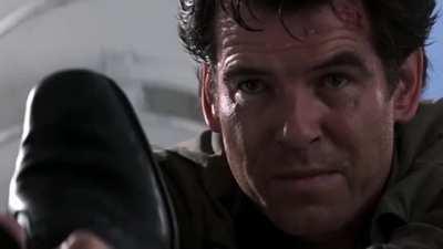 WAtCh tHoSE WrIsT rOckETs (Credit u/RadBunni_)