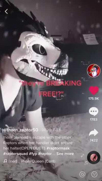 Escaping dinos :0 very tragic story