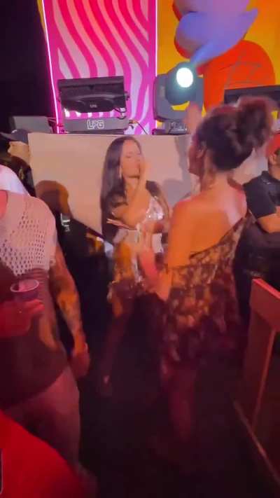 Bruna Marquezine e Juliette 