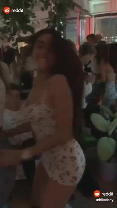 Madison beer twerking
