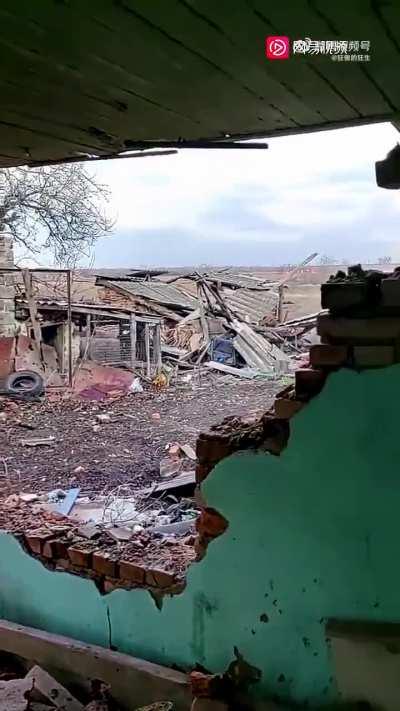 一位参军俄军的中国人最后的视频记录。本视频出场人员均以死亡