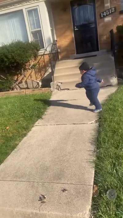 Ну, он пытался....