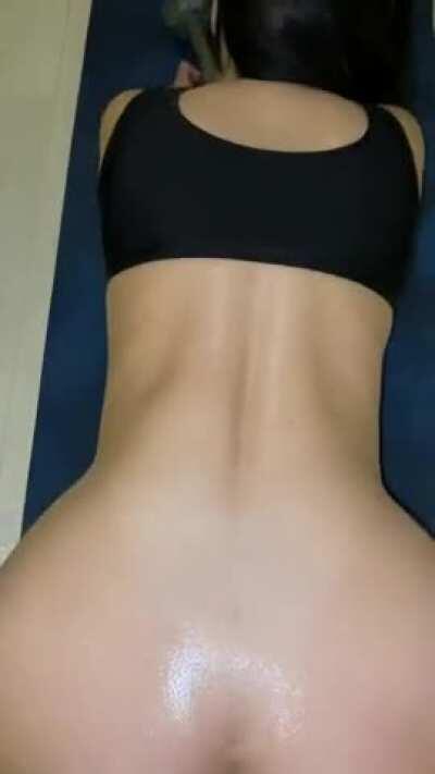 Learning to be a good girl 👸🏻😇