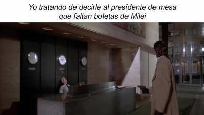 Hice el meme pensando en el que se puso nervioso, tiró la urna, y después se fue sin el documento