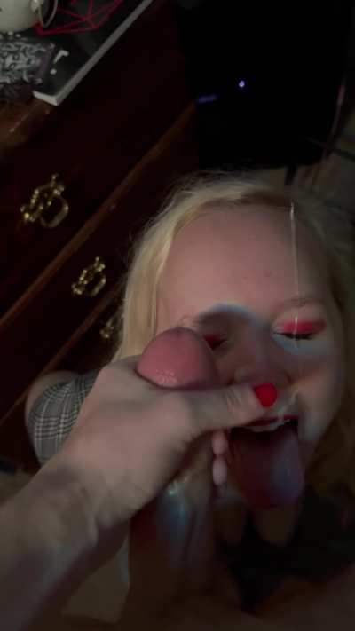 I spent my Valentine’s Day getting covered in cum - too bad you weren’t there to add to it😌💦😋🥰😍💦