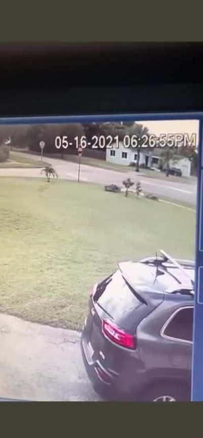 Idiot takes out another idiot