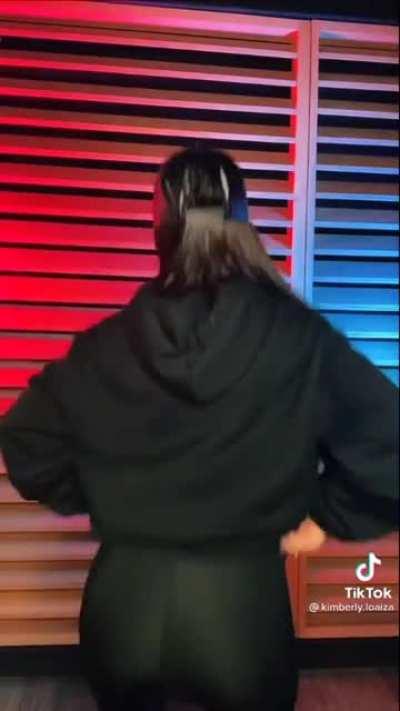 Con unas ganas gigantes de metérsela