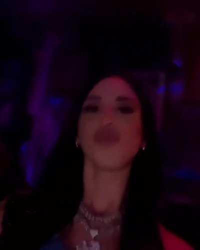 another clip from last night 👀🌈