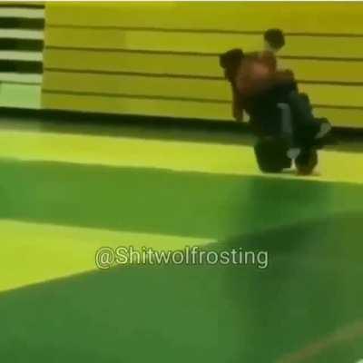 frescisimo el pana hawking con su C90