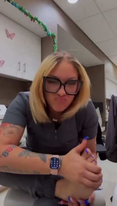 Sweaty bad bish work soles