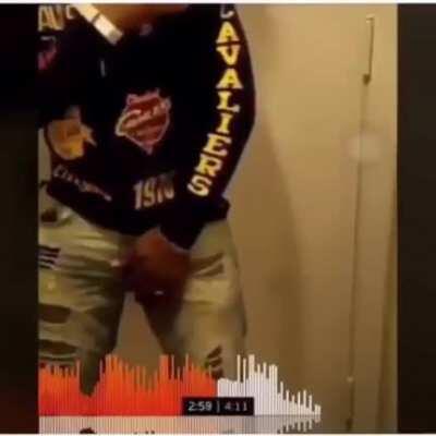 Yall think hes gonna be on Deluxe⁉️