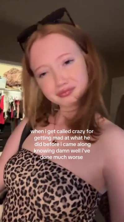 Lifewithmak / mmakennak / Makenna Kelly She definitely got cheated on