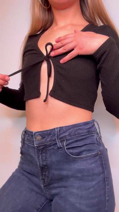 twenty plus titties make men cum so hard 