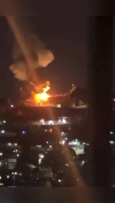 Innocent Venezuela civilians capture horrors of being bombed by USA : More proof of why the world calls Amerikkka a Terrorist State!