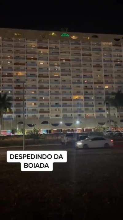 Despedindo-se do gado