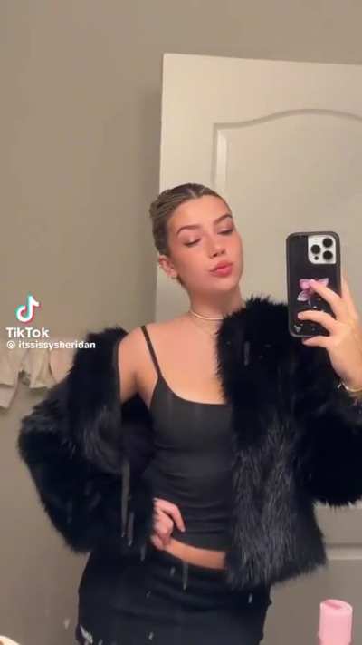 face looking incredible in new tiktok