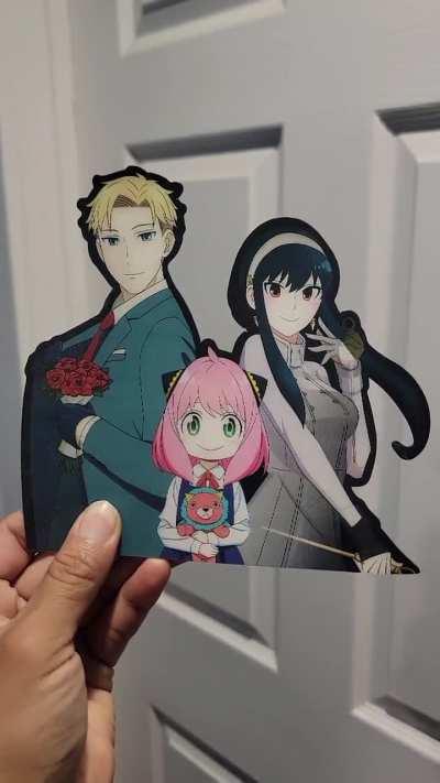 Got a new spy x family decal for my car 🤘🏻