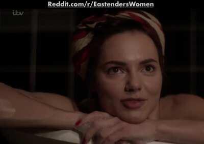 Dawn Swann (Kara Tointon) showing her wet bum in the bath 🧽💧💦