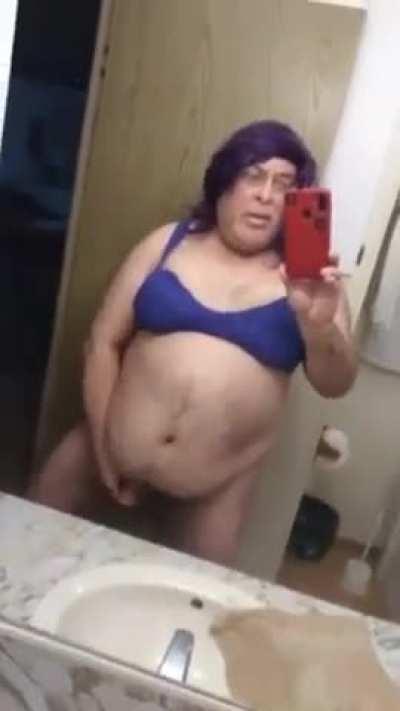 your average phr4r 10/10 woman