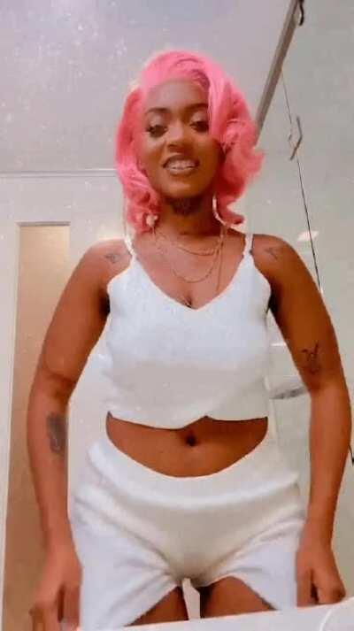 Dropping some clips from the live last night