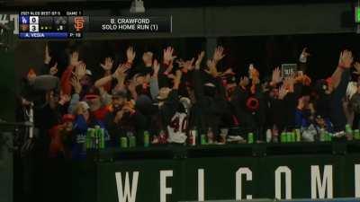 [Highlight] Brandon Crawford hits a solo home run to tack on an insurance run in the bottom of the 8th!